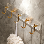 ⁦شماعة حوائط اكليريك بلزق دبل فيس ب 6 هوك جولد لتعليق الملابس والأدوات⁩ - الصورة ⁦4⁩