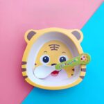 ⁦طقم طعام للاطفال بشكل نمر كيوت 5 قطع⁩ - الصورة ⁦3⁩