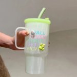 ⁦مج زجاج 900 ملي بيد و شاليموه لشرب العصائر والمشروبات الساخنة⁩ - الصورة ⁦2⁩