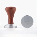 ⁦مكبس اسبريسو ستانلس ستيل بمقبض خشبي⁩ - الصورة ⁦4⁩