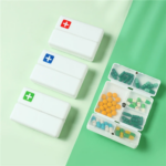 ⁦منظم يومي للأدوية و الفيتامينات مقسم 7 خانات بغطاء محكم الغلق⁩ - الصورة ⁦10⁩