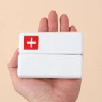 ⁦منظم يومي للأدوية و الفيتامينات مقسم 7 خانات بغطاء محكم الغلق⁩ - الصورة ⁦9⁩