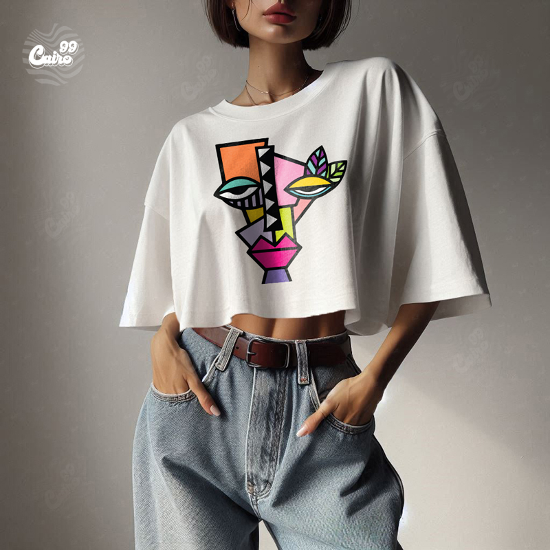 Pop-art-face-portrait-كروب-توب-اوفر-سايز-قطن-باللون-الأبيض_All_8742_8.jpeg Pop art face portrait كروب توب اوفر سايز قطن باللون الأبيض - الصورة 1