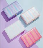 صندوق جلد بمرآة لتنظيم الإكسسوارات والمجوهرات بغطاء محكم الغلق - الصورة 8