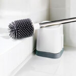 فرشة تنظيف تواليت سيليكون بحامل مع لصق دبل فيس لسهولة التعليق