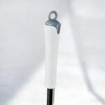 ⁦فرشة تنظيف تواليت سيليكون بحامل مع لصق دبل فيس لسهولة التعليق⁩ - الصورة ⁦7⁩