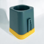 ⁦فرشة تنظيف تواليت سيليكون بحامل مع لصق دبل فيس لسهولة التعليق⁩ - الصورة ⁦5⁩