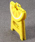 كرسي أطفال شكل ليمونة قابل للطي بيد لسهولة حمله - الصورة 3