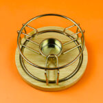 ⁦براد بايركس حراري 600 ملي بغطاء خشبي مع استاند معدن _ باللون العسلي⁩ - الصورة ⁦6⁩