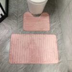⁦طقم دواسات قطعتين لارضيات الحمام من القطيفة باللون البينك⁩ - الصورة ⁦4⁩