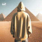 ⁦هودي "القاهرة" اوفر سايز قطن للرجال باللون البيج⁩ - الصورة ⁦2⁩