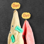 طقم هوك 2 قطعة لتعليق الكابات والاكسسوارات بكلمه باي - الصورة 3