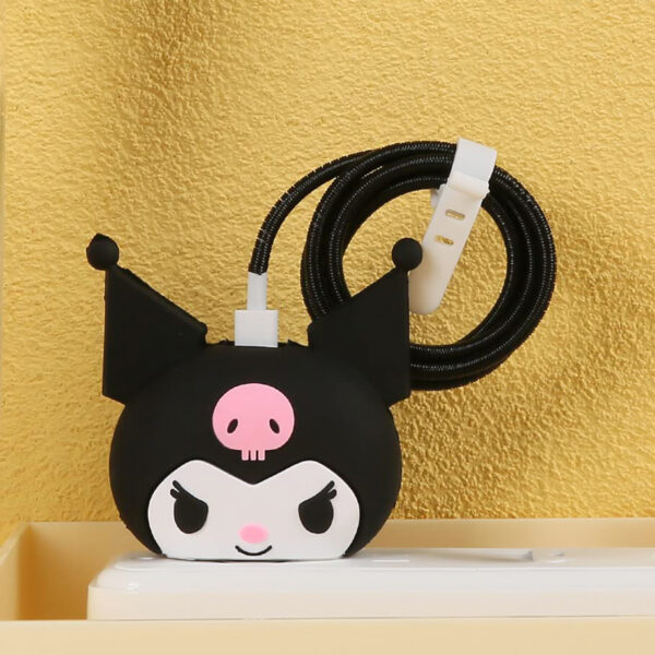 كفر حماية لشاحن وكابل وسلك الآيفون بتصميم كرتون كرومي _ قطعتين