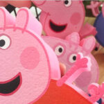 ⁦ليفة استحمام كيوت ناعمة علي البشرة شكل بيبا بيج الخنزير⁩ - الصورة ⁦3⁩