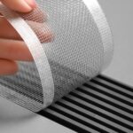 ⁦شريط شبكي لاصق قابل للقص لمنع انسداد البلاعات والبانيو - متر⁩ - الصورة ⁦7⁩