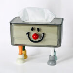 ⁦علبة مناديل اكليريك بتصميم كلاون بأرجل ملونة للمكتب وغرف النوم والاطفال⁩ - الصورة ⁦5⁩