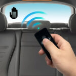 ⁦كف ليد مضيئ ب 3 اوضاع مختلفة مع ريموت للتحكم عن بعد للزجاج الخلفي  للسيارة⁩ - الصورة ⁦2⁩