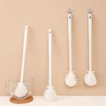 ⁦فرشة سيليكون بمقبض طويل  لتنظيف زجاجات المياه وببرونات الاطفال⁩ - الصورة ⁦8⁩