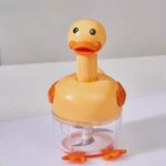 ⁦قطاعة ومفرمة يدوية للتوم والبصل والخضروات بشفرات ستاليس من الداخل  شكل بطة⁩ - الصورة ⁦3⁩