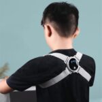 ⁦حزام ميني لتصحيح وضع الظهر الذكي بشاشة ليد سينسور للتنبيه⁩ - الصورة ⁦2⁩