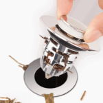 سدادة ومصفاة لأحواض المطبخ والحمام والبانيو