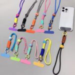 ⁦ميدالية تعليق للموبايل لحمايته من الضياع او السقوط بطول قابل للتعديل  - 30 سم⁩ - الصورة ⁦2⁩