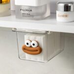 ⁦درج تخزين معلق يثبت تحت الرفوف لحمل المنديل والاكسسوارات⁩ - الصورة ⁦3⁩