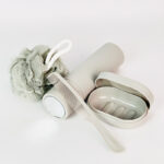 ⁦طقم شاور محمول 4 قطع مع شنطة شفافة للسفر والجيم⁩ - الصورة ⁦3⁩