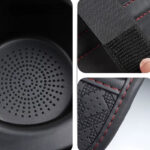 ⁦مسند سيارة جلد مبطن مع حامل أكواب مزدوج و منظم جانبي مقسم الي 4 خانات⁩ - الصورة ⁦4⁩