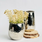 ⁦اصيص زرع بتصميم ديكوري مزخرف _ باللون الفضي⁩ - الصورة ⁦4⁩