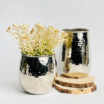 ⁦اصيص زرع بتصميم ديكوري مزخرف _ باللون الفضي⁩ - الصورة ⁦6⁩