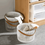 ⁦باسكت غسيل من البلاستيك المرن بتصميم مضلع بيد لسهولة الحمل⁩ - الصورة ⁦6⁩