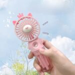 ⁦مروحة ميني محمولة مدمجة بفواحة مرطبة - قابلة للشحن⁩ - الصورة ⁦2⁩