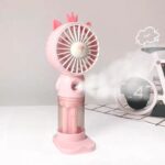 ⁦مروحة ميني محمولة مدمجة بفواحة مرطبة - قابلة للشحن⁩ - الصورة ⁦3⁩