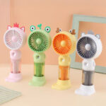 ⁦مروحة ميني محمولة مدمجة بفواحة مرطبة - قابلة للشحن⁩ - الصورة ⁦4⁩