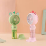 ⁦مروحة ميني محمولة مدمجة بفواحة مرطبة - قابلة للشحن⁩ - الصورة ⁦5⁩