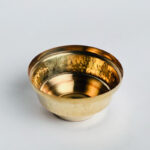 ⁦وعاء نحاسي مزخرف متعدد الاستخدامات باللون الذهبي⁩ - الصورة ⁦2⁩