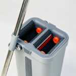 ⁦جردل موب مزدوج لفصل المياه مع مساحة دوارة  360 درجة لتنظيف الارضيات⁩ - الصورة ⁦2⁩