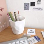 ⁦حامل أقلام بتصميم كوب لحمل وتنظيم الأدوات المدرسية⁩ - الصورة ⁦7⁩