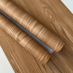 ⁦رول استيكر لاصق شكل خشبي لتجديد التربيزات و رخامة المطبخ _ مقاس 45 * 200 سم⁩ - الصورة ⁦5⁩