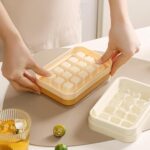 ⁦علبة مكعبات ثلج بغطاء اكليريك شفاف محكم الغلق⁩ - الصورة ⁦3⁩