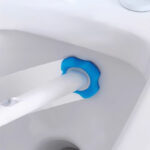 ⁦فرشة تواليت مع 8 رؤوس تنظيف قابلة للفصل للاستخدام مره واحده فقط⁩ - الصورة ⁦3⁩