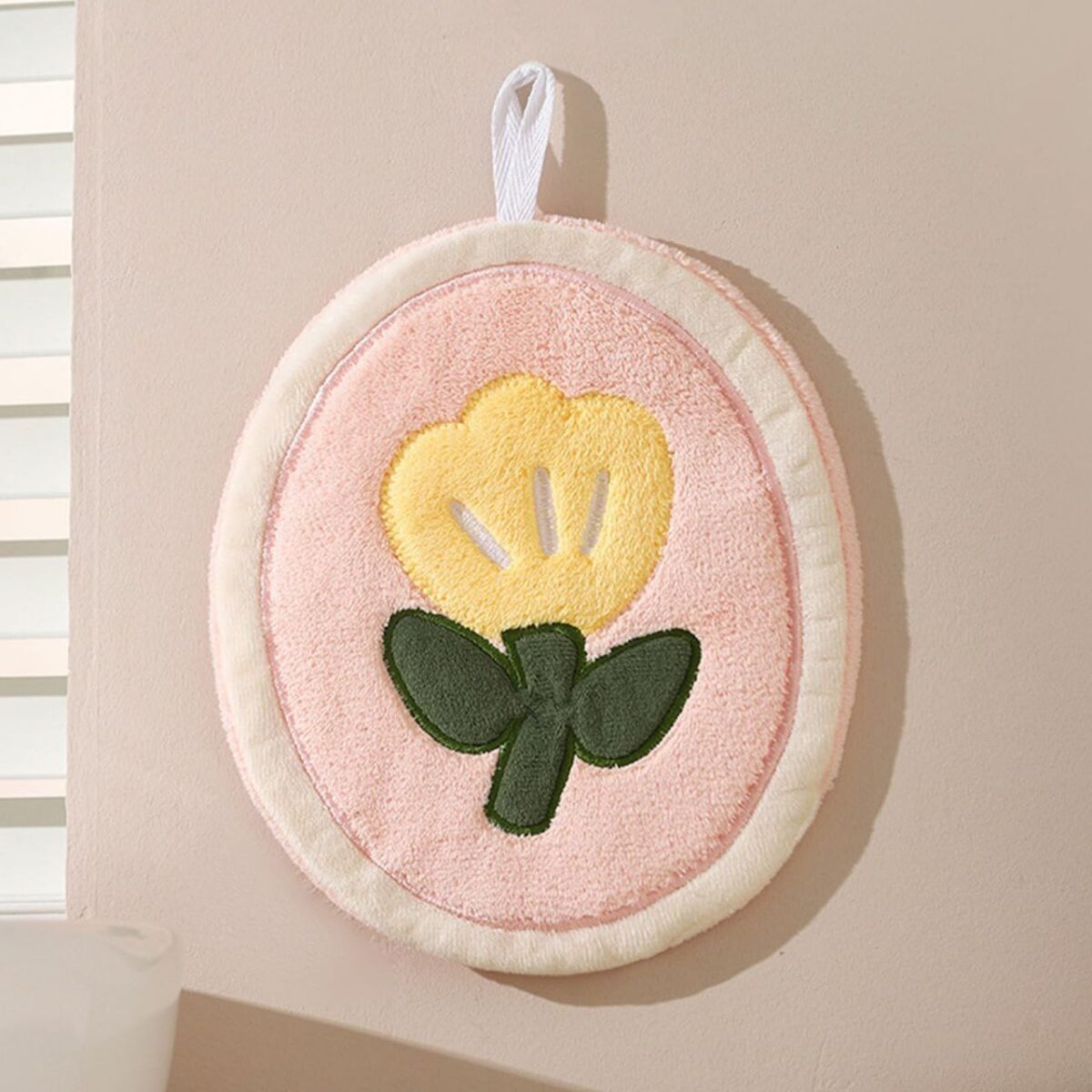 ⁦فوطة مايكروفيبر لتنشيف اليد سريعة الجفاف بحلقة للتعليق⁩ - الصورة ⁦5⁩