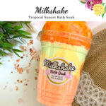 أملاح مقشرة للجسم برائحة ميلك شيك وشمس استوائية _ 280 جرام