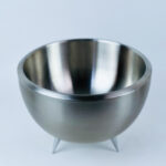 ⁦بولة استانلس استيل عميقة للسلطة ب 3 أرجل - مقاس 25 سم⁩ - الصورة ⁦4⁩