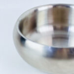 ⁦بولة استانلس استيل عميقة للسلطة - مقاس 28 سم⁩ - الصورة ⁦4⁩