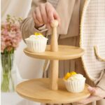 شيالة كحك لتقديم الكحك والبيتيفور طبقتين من الخشب