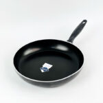 ⁦طاسة تيفلون بغطاء زجاجي بمقبض لسهولة الحمل - مقاس 30 سم⁩ - الصورة ⁦2⁩