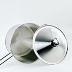 ⁦كسرولة استانلس استيل بغطاء ويد لسهولة الحمل  - مقاس 20سم - 2.50 لتر⁩ - الصورة ⁦4⁩