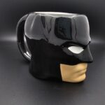 ⁦مج سيراميك ثري دي بتصميم باتمان للمشروبات الساخنة⁩ - الصورة ⁦4⁩